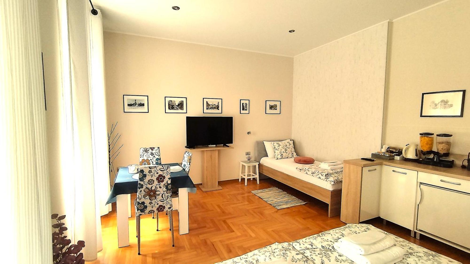 Lavender - City Room With Free Parking プーラ エクステリア 写真